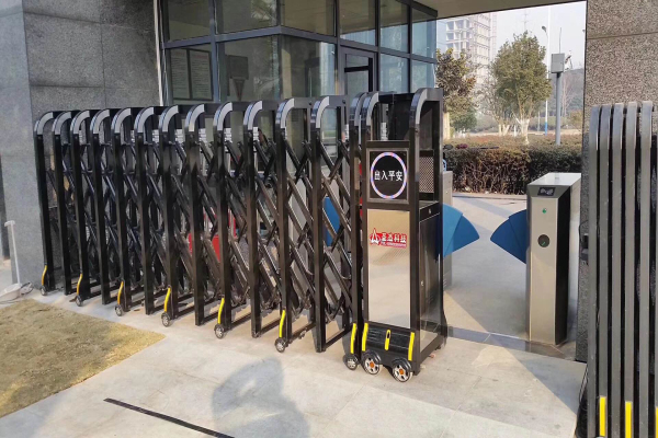 徐州市政府選擇徐州圣杰科技有限公司電動伸縮門產品